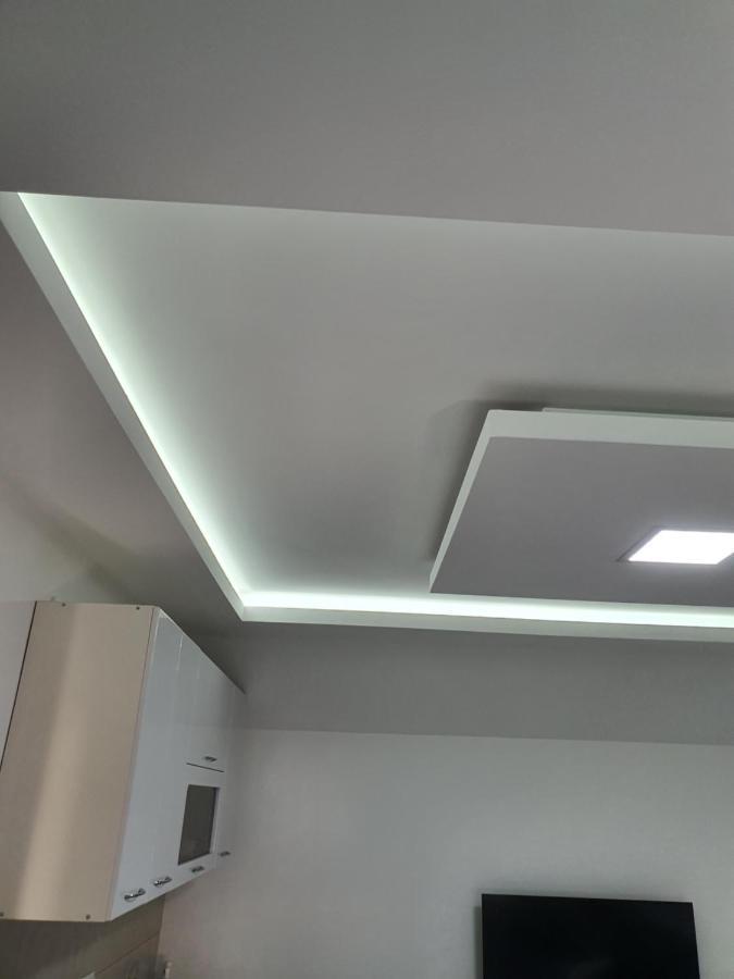 Apartman Tolosi 2 Podgorica Bagian luar foto