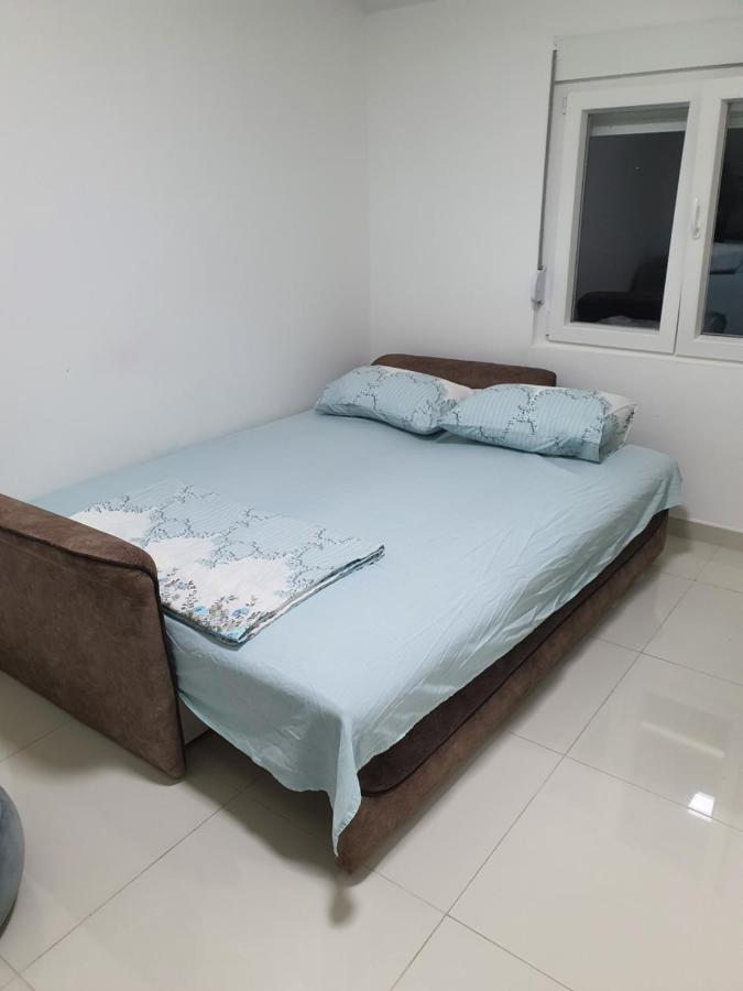 Apartman Tolosi 2 Podgorica Bagian luar foto